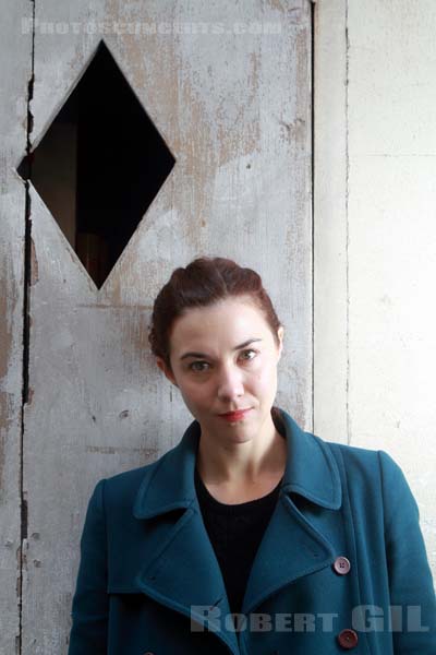 LISA HANNIGAN - 2012-04-12 - PARIS -  - 